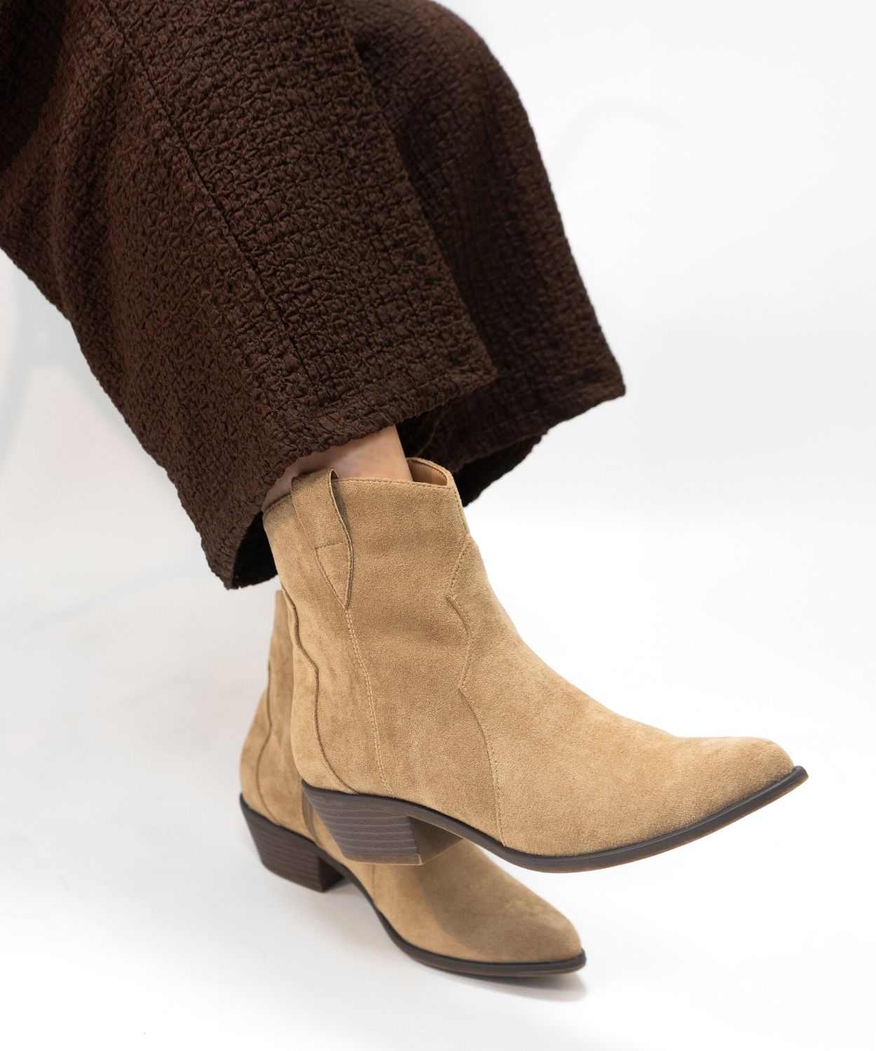 Botines cowboy básicos image number null